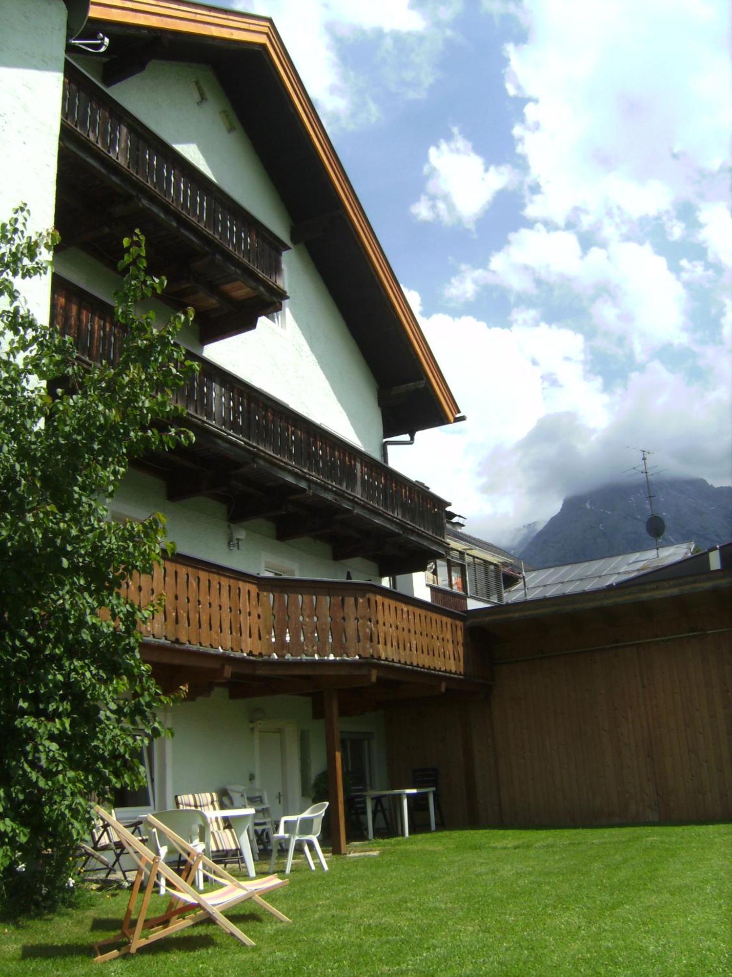Haus Martina Apartment Ehrwald Exterior photo